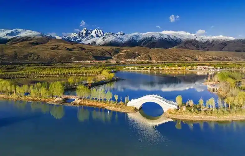 草色青青王熙凤的说谎艺术康巴女土司璇玑图嘉绒传奇最后一个军礼张英