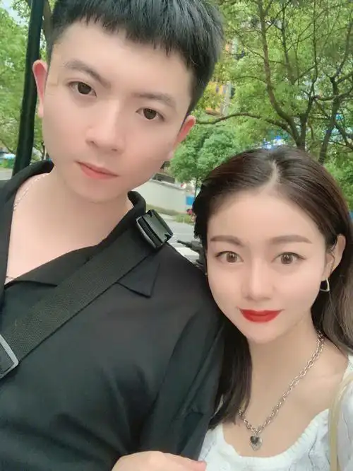 离异单亲妈妈和未婚弟弟能走多远呢