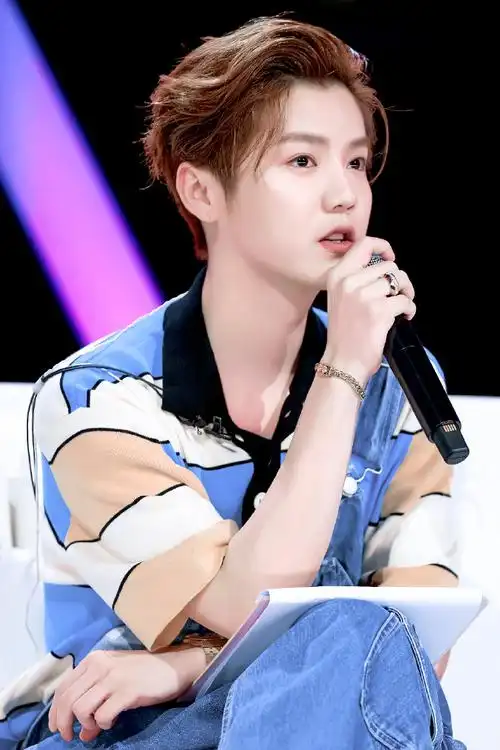 鹿晗创造营2020#超可爱手好好看!