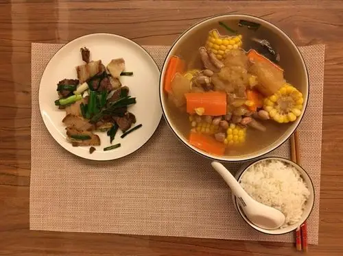 eva要笑做的一个人的晚餐