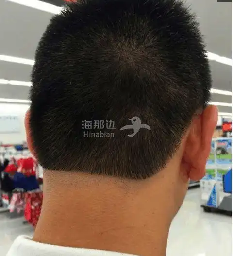 好吧好吧,女生头发的层次感hold不住,男生的小平头容易多了吧.