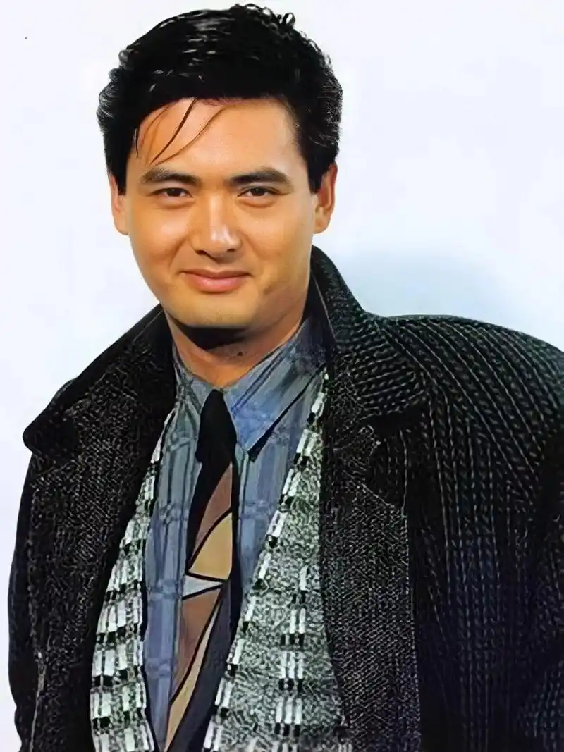 周润发年轻时到底有多帅?