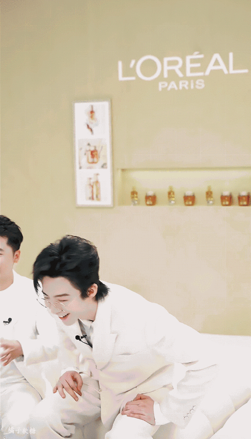 刘宇宁在与凤行声声世世##刘宇宁帝林