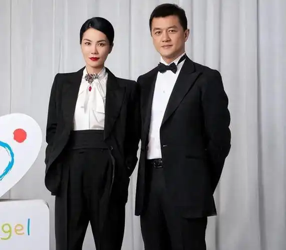 纪实李敖形容王菲愚妇西藏取经看穿她和谢霆锋结局不愧是大师