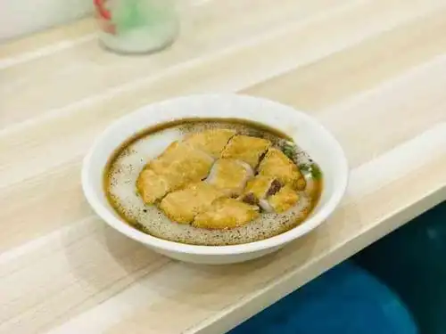 冯姨妈油炸粑稀饭-"安顺名小吃油炸粑稀饭,难得来一趟,虽然吃.