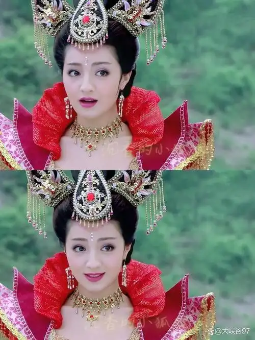 第一次认识麦迪娜这个演员,是含香,因为已经有珠玉在前,她被嘲笑好久