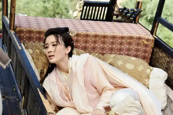 赵樱子《绝代双骄》古装扮相绝美为胡一天殉情哭戏扎心 - 迅播影院