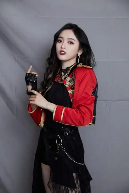 火箭少女101吴宣仪我的爵士风