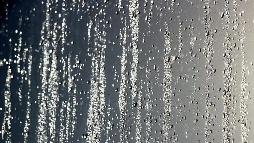 透明的雨滴,高清壁纸,摄影图片,静物写真-回车桌面