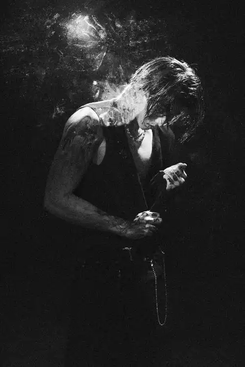 蔡徐坤新歌rideordie##蔡徐坤黑白怼脸照