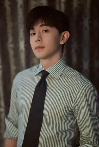 简介:邓伦帅气军装活动图片,分享一组邓伦图片给大家,图中的明星图片