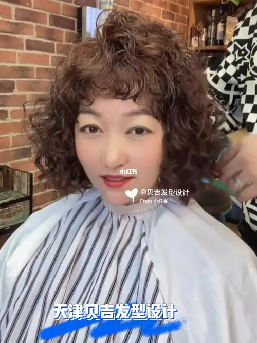 气质优雅芭比卷羊毛卷泡面头过年新发型73