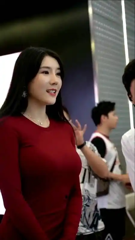 秋季美少女#健身教练刘太阳导师身材真棒,身材最棒全网找不到第二个.