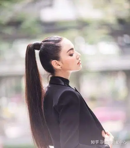 混血嫩模余俪资料曝光