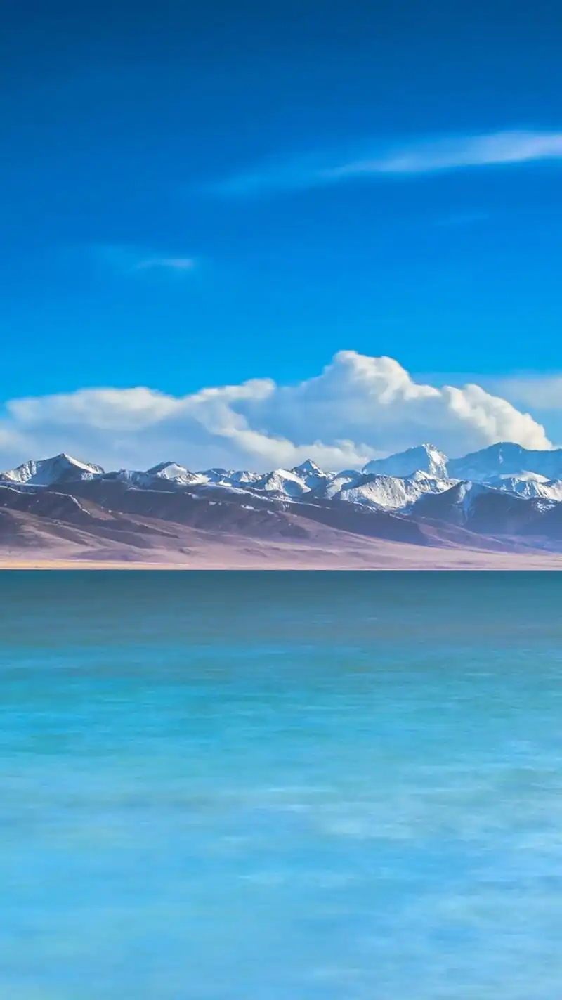 你的手机该换一个大气的屏保:最美的湖泊给你当屏保,你一定喜欢