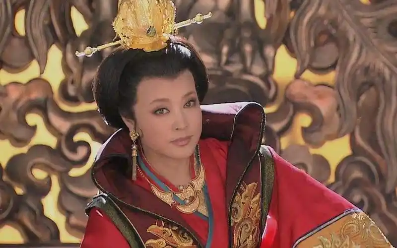 其实毛戈平还是有失手的时候!06年帮刘晓庆做的日.