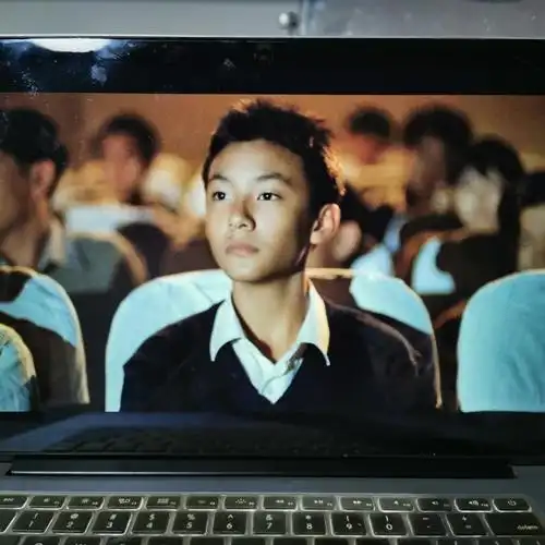 张震年轻的时候好可爱啊