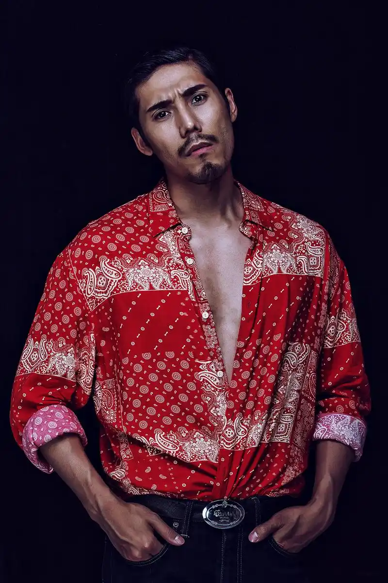 我决定,还是把胡子留出来吧!