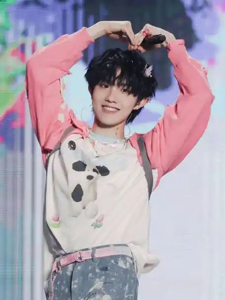 76 383036383639 盛放76 蝴蝶少女  精剪61苏新皓