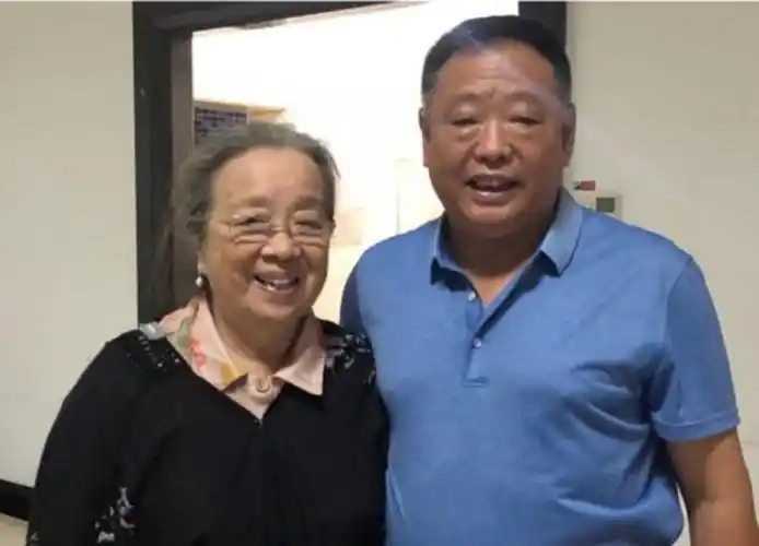 中国著名影视演员,表演艺术家李明启,《星光大道》节目特约嘉宾.