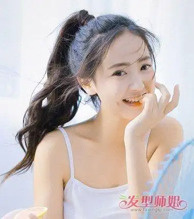 学生美女高扎马尾辫发型,大学生扎哪些的马尾辫发型漂亮?