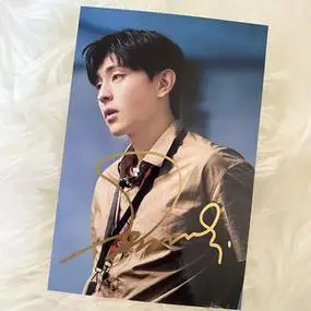 邓伦亲笔签名照片 伦伦签名照非印刷