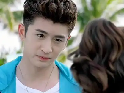 他望向她的每一眼都是隐晦而未能诉说的情意#张云龙 #王洋 #向全世界