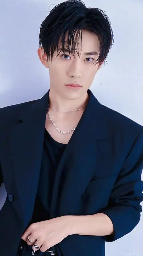 易烊千玺 优酷综艺少年之名飞行导师 饭修第五组