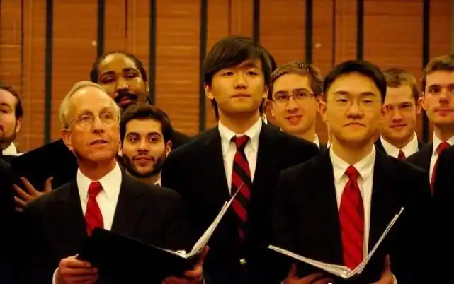 百亿苏宁公子张康阳营业,外表不油腻,不愧是富二代中的颜值担当