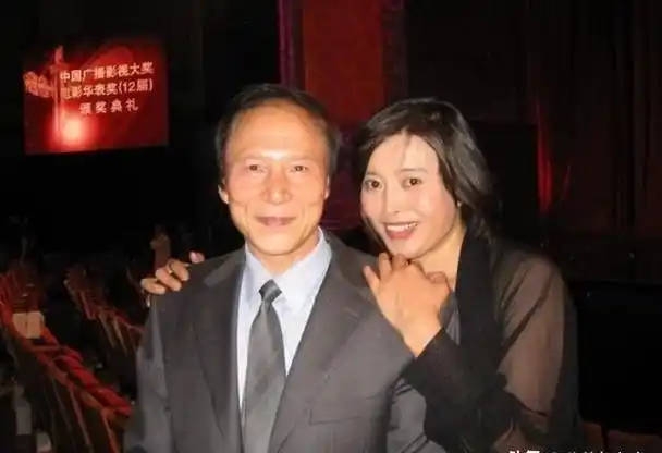 凭借《回来的女儿》惊艳表现,丁嘉丽又成功"扳回"一局