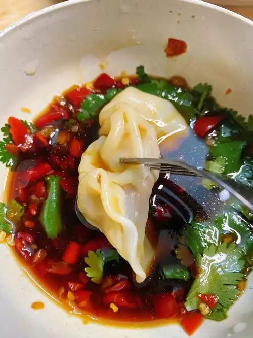 给我选了这款饺子～说是她们的广场舞小姐妹都在吃我就说平常的速冻