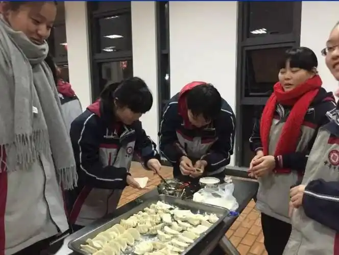 冉冉明星耀我中华深度追踪中华中学首届华星班