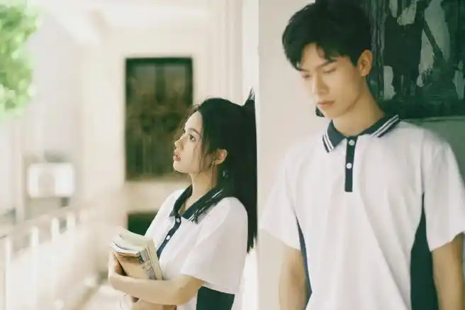 当校园爱情偶像剧照进现实