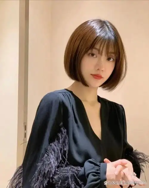 圆脸适合短发吗