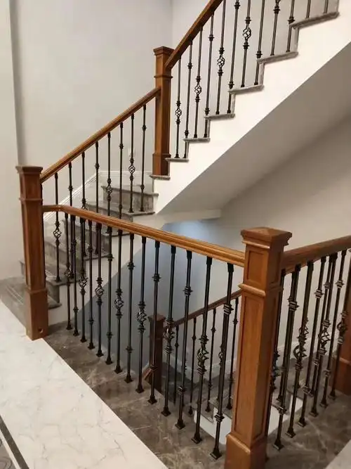精美楼梯栏杆扶手,寻找门窗店,设计师,项目经理,业务员,栏杆店合作! -