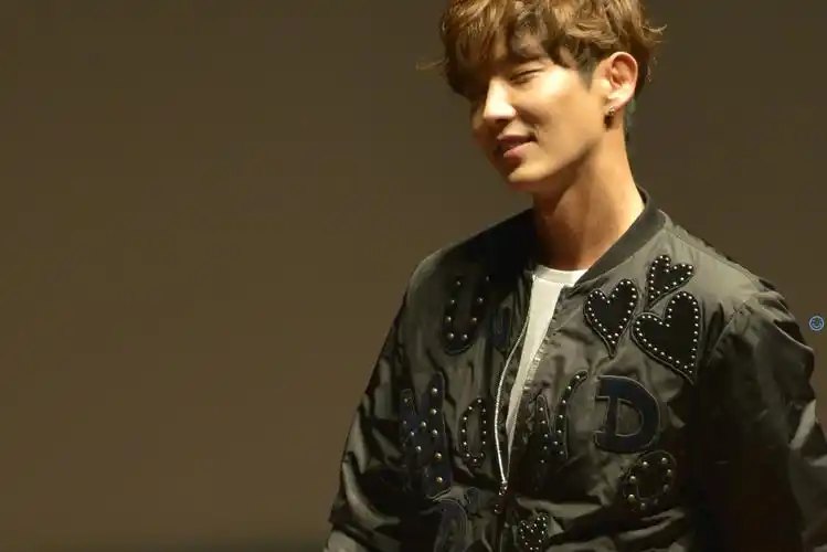 lofter for ipad —— 记录生活,发现同好