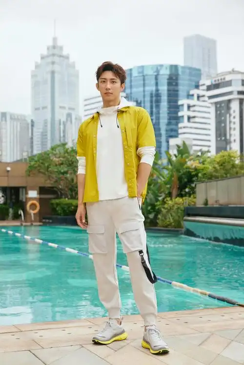 黄景瑜昨天霸总今天男大##黄景瑜深圳线下活动状态