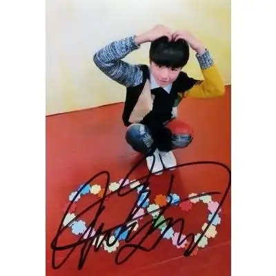 王俊凯的艺术签名怎么写