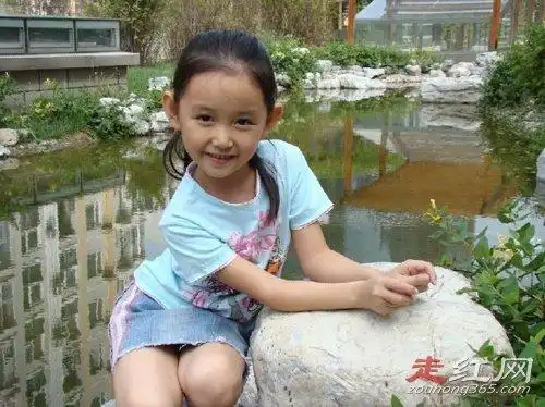 蒋依依个人资料简介小时候照片