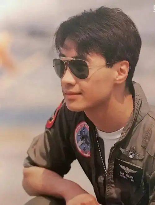 最帅天王黎明,香港女人的梦中情人,仅靠一个动作成韩国男神5