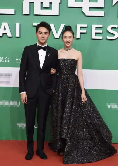 王凯演员,还被拍和童谣牵手散步(王凯演员简介)