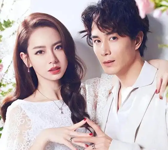 10年后再看戚薇,嫁给"家庭主夫"李承铉,是她"最正确"的选择