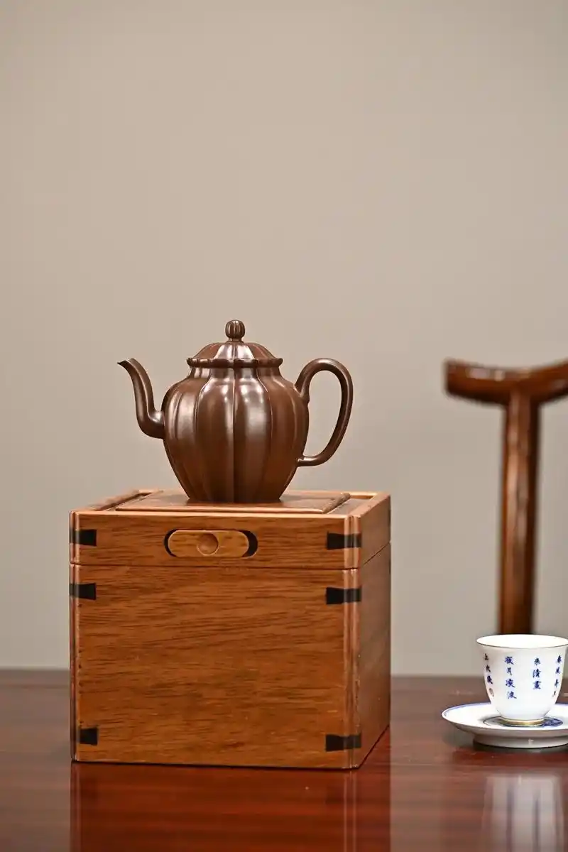 银台醉客·全手工 ·高工高卫萍作品.容量300cc/极品紫泥 - 抖音