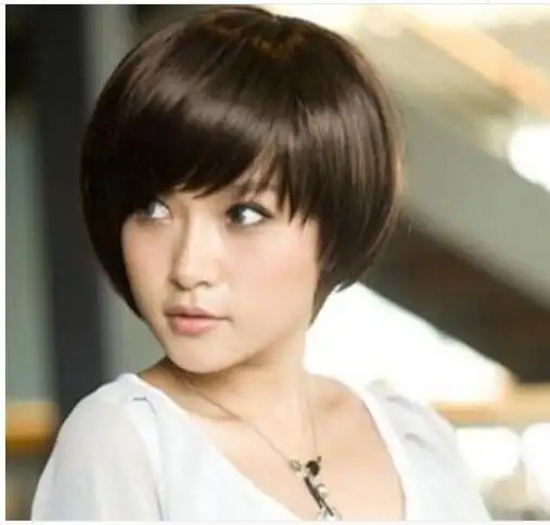 五款适合圆脸女生的刘海发型