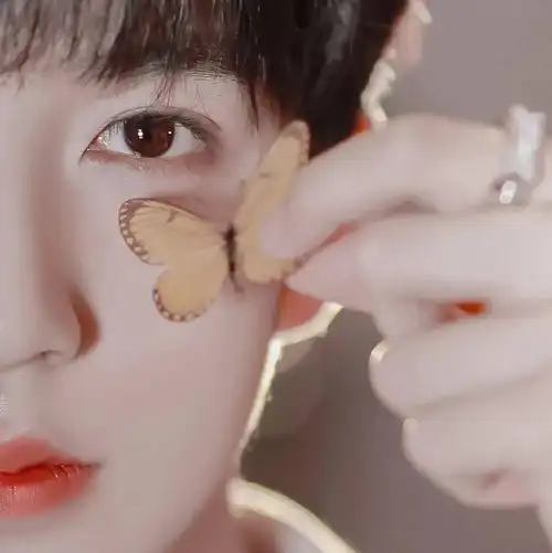 微信头像贺峻霖