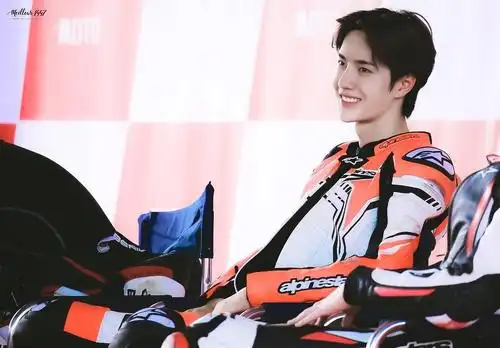 王一博外在吸引我的十大理由(有粉丝滤镜,不喜勿进)