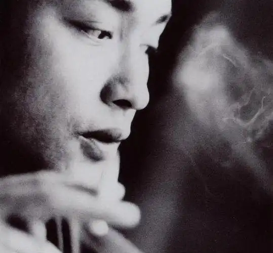 歌手:张国荣   语言:粤语   专辑:history.