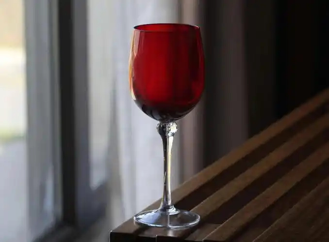 每日一器赤深红高脚红酒杯炽热深情的爱78