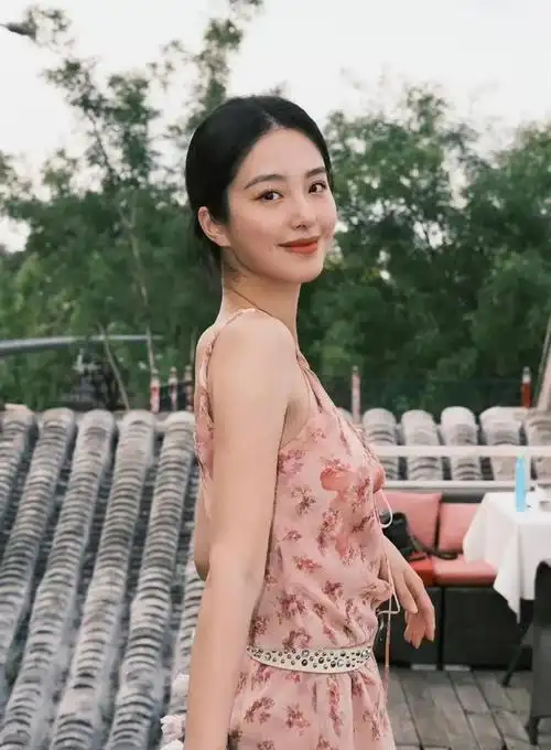 杨采钰鲜为人知的故事