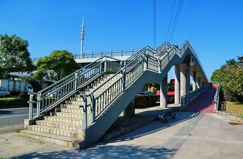 无锡市地名委员会正在命名的无锡市区十五座人行天桥.